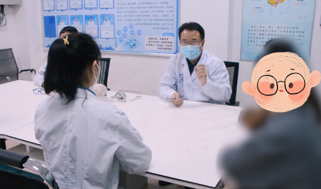 北京癫痫病专家万学副教授会诊首日，患者盛赞：在家门口看名医，放心!