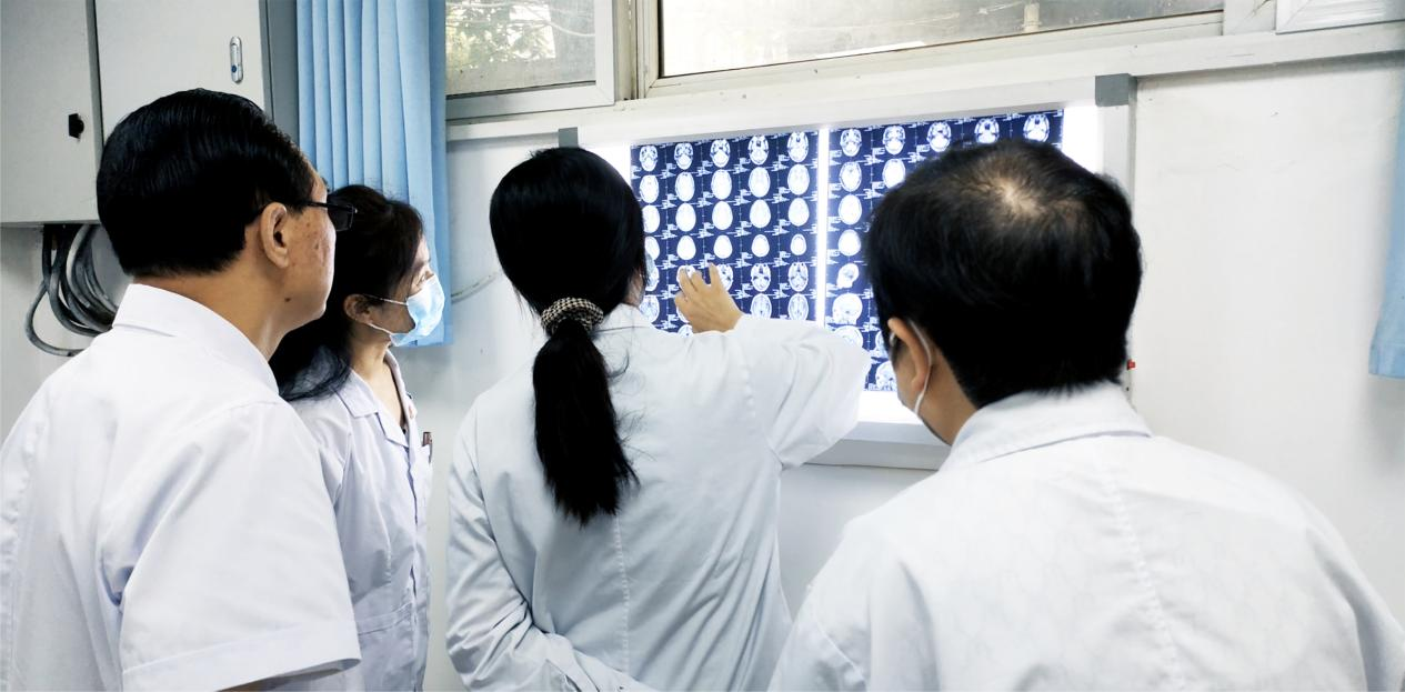 专家会诊实录 | 北京天坛医院邓亚仙博士为2岁患儿指明治疗方向，看到康复希望!