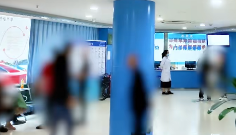 北京天坛医院邓亚仙教授莅临郑州军海脑病医院会诊首日，助力脑病家庭清晰找病因，专业定方案，实力解难题!