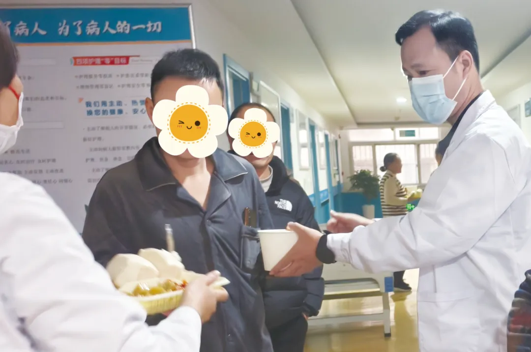 元宵佳节热腾腾的汤圆，猜不停的灯谜，暖到患者心窝!